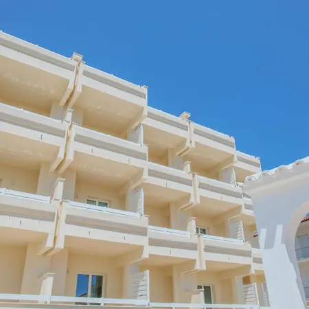 Maison Hotel Sirolo