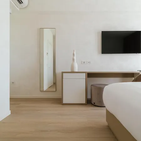 Hotel Maison Sirolo