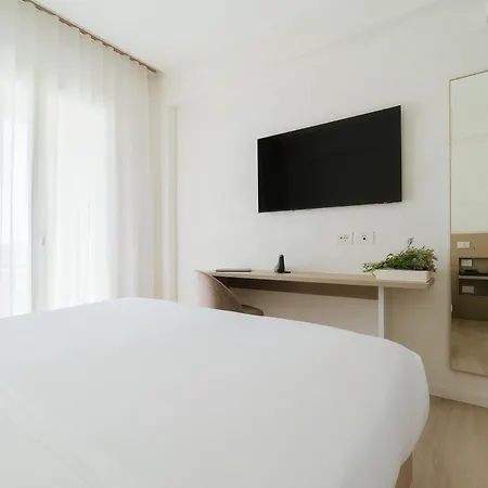 Maison מלון 4*