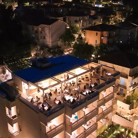 מלון Maison סירולו