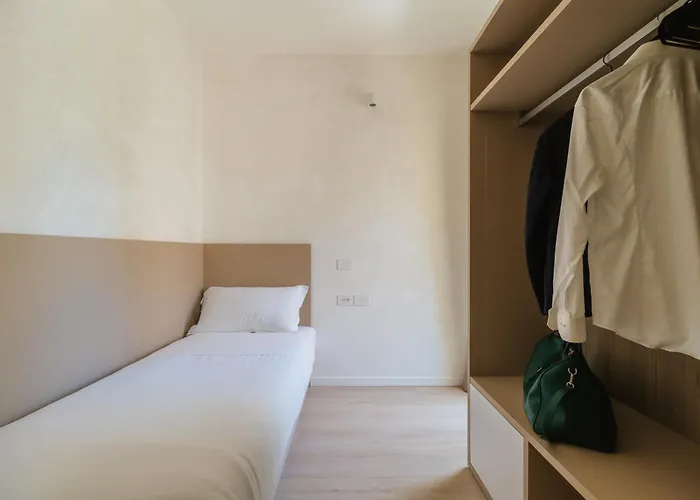 Maison 4* سيرولو