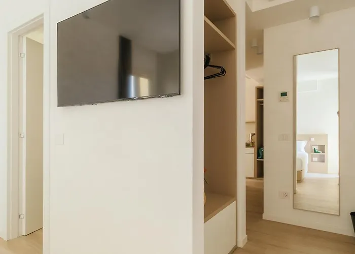 Maison 4* سيرولو